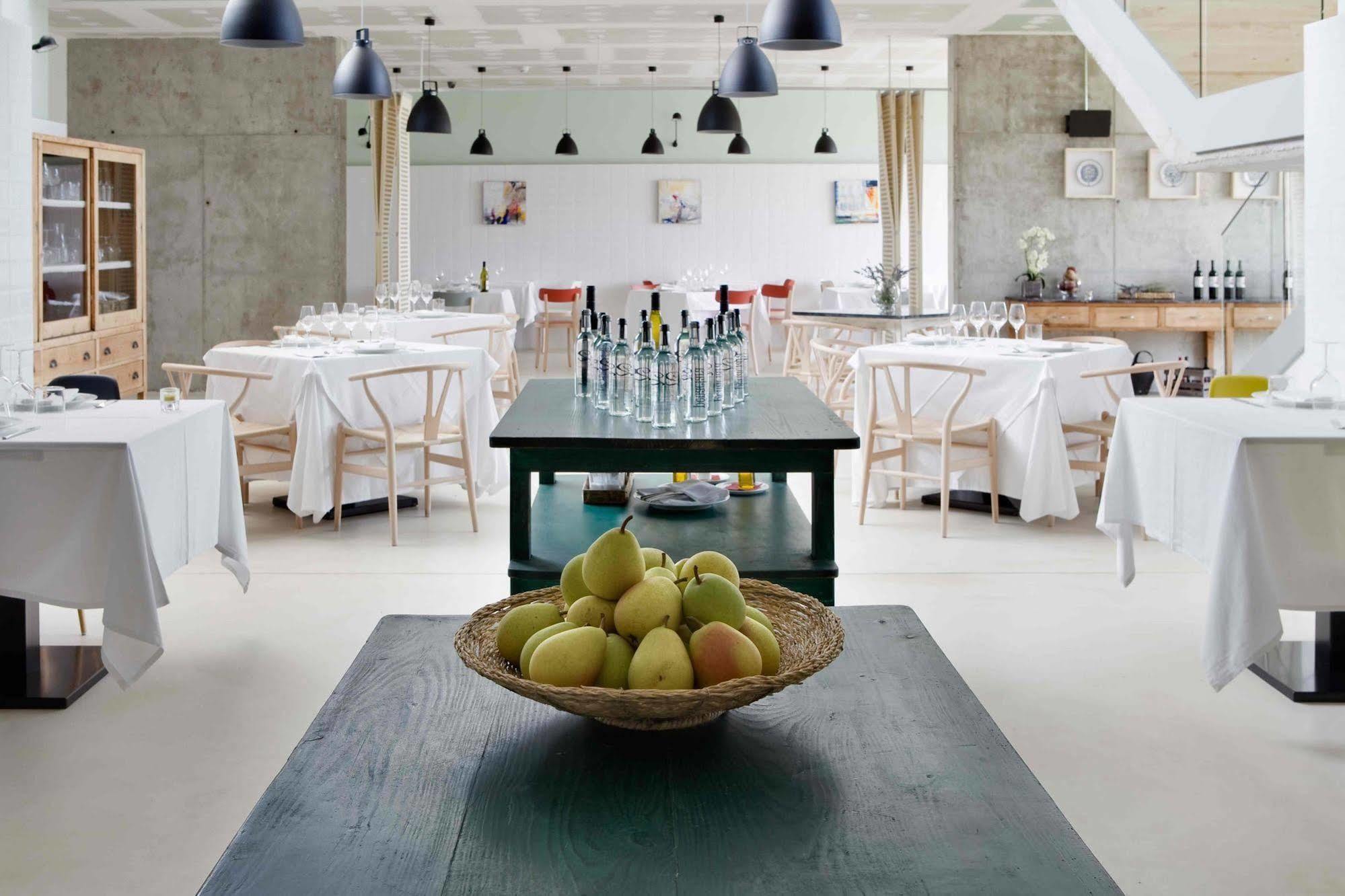 Hotel-Bodega Finca De Los Arandinos Entrena Restaurant billede